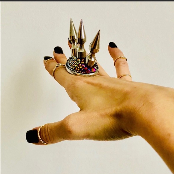 Tarina Rare Piece from “Dinosaur”collection SOLD - Picture 3 of 8